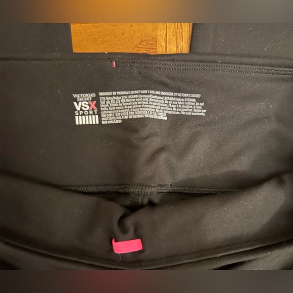 NWT VS VSX Sport TIGHTS LEGGINGS BLACK MED LONG Body Wick - Picture 8 of 9